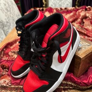 Jordan 1 med only worn once for sale